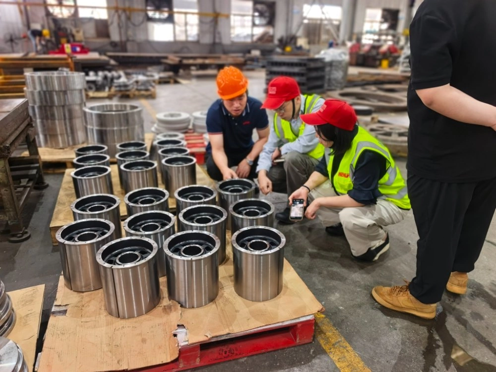 El equipo de Hitachi Energy visita Hehua Machinery